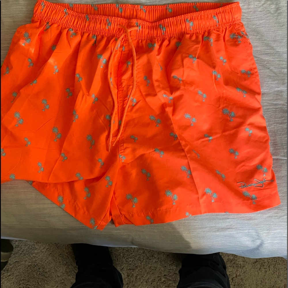 Men’s Swim Trunk Bundle. - Picture 4 of 5